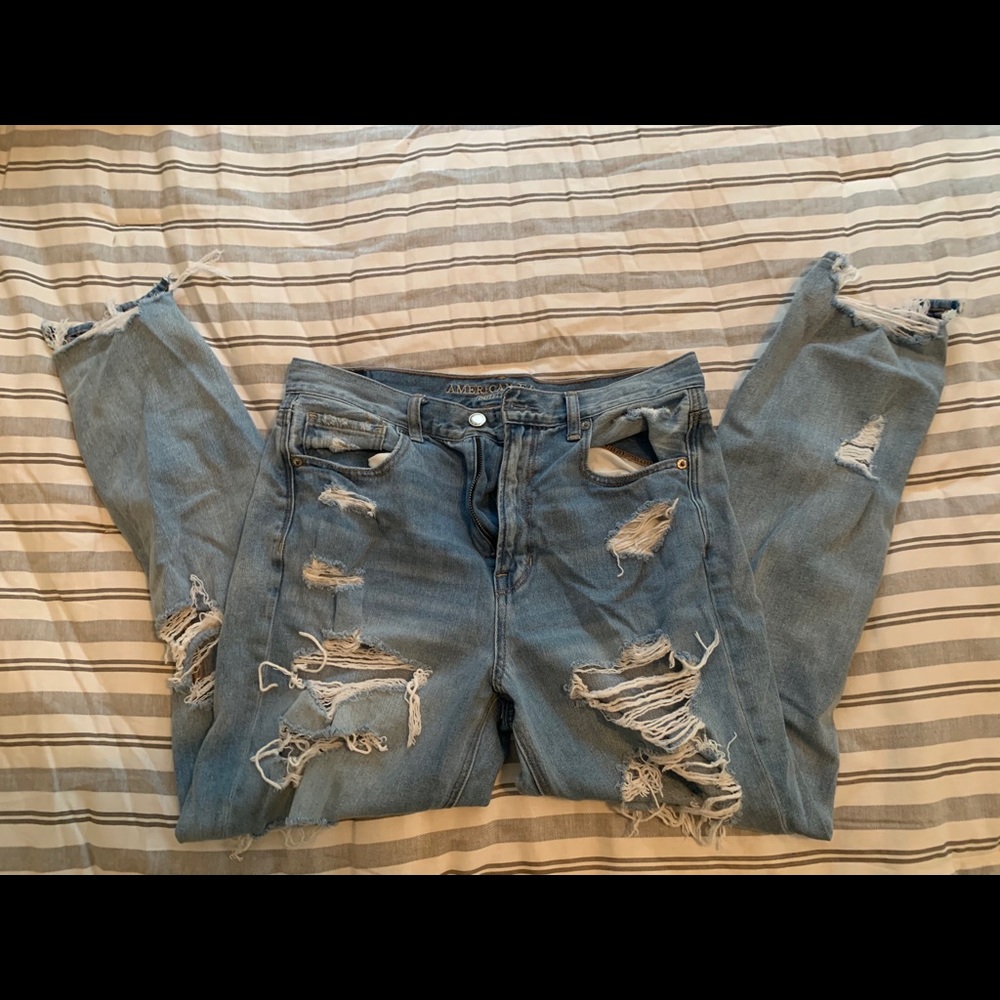 American Eagle Mom Jeans